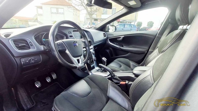 Volvo V40 1.6 D R DESIGN
