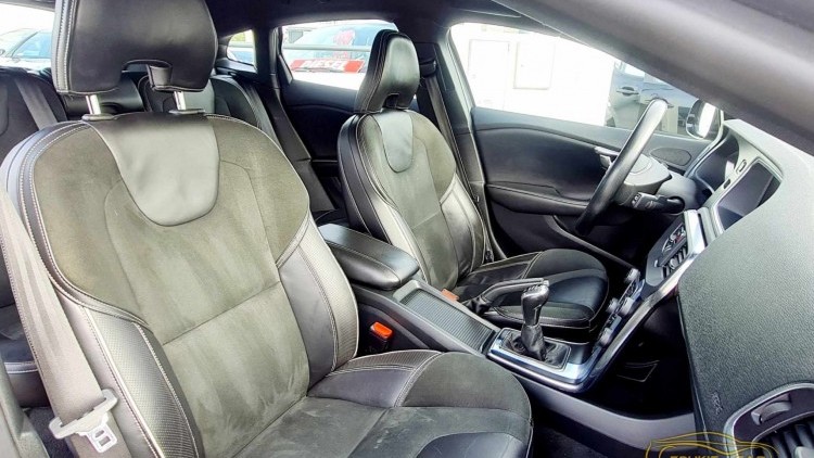 Volvo V40 1.6 D R DESIGN