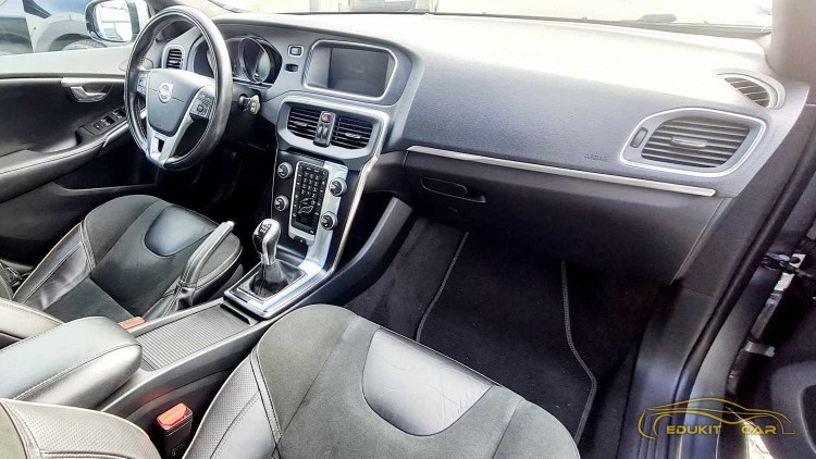 Volvo V40 1.6 D R DESIGN