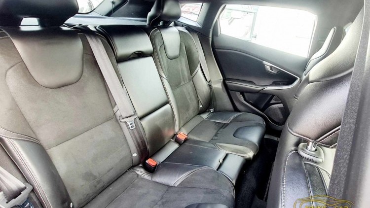 Volvo V40 1.6 D R DESIGN