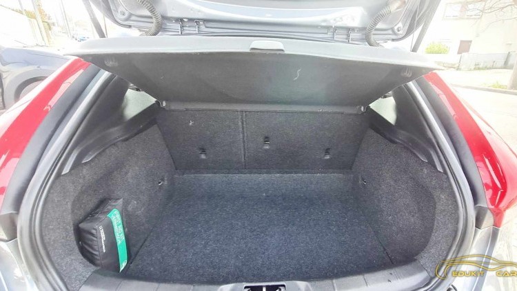 Volvo V40 1.6 D R DESIGN