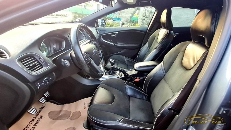 Volvo V40 1.6 D R DESIGN