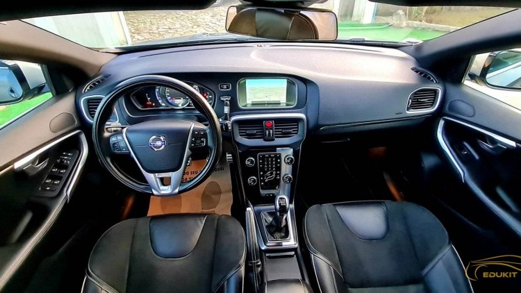 Volvo V40 1.6 D R DESIGN