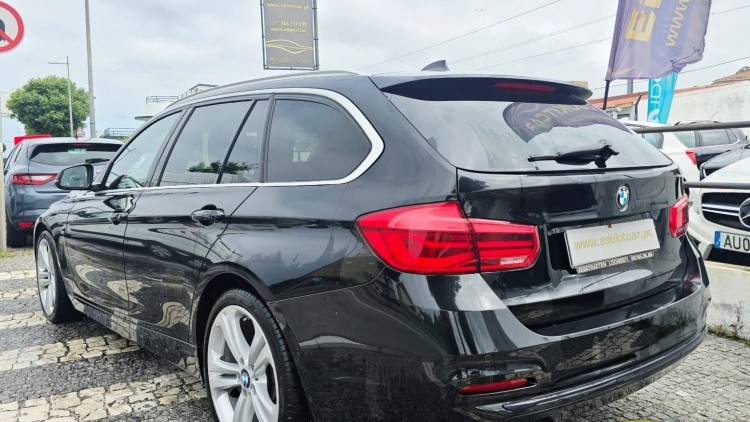 BMW S&eacute;rie 3 - 318 SPORT LINE
