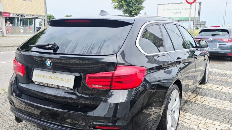 BMW S&eacute;rie 3 - 318 SPORT LINE