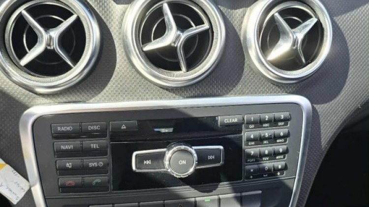 Mercedes-Benz Classe A 180 URBAN LINE